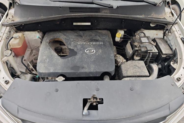Used Baojun 560 2017 Rhythmic Edition 1.8L iAMT Prestige Model Engine Bay
