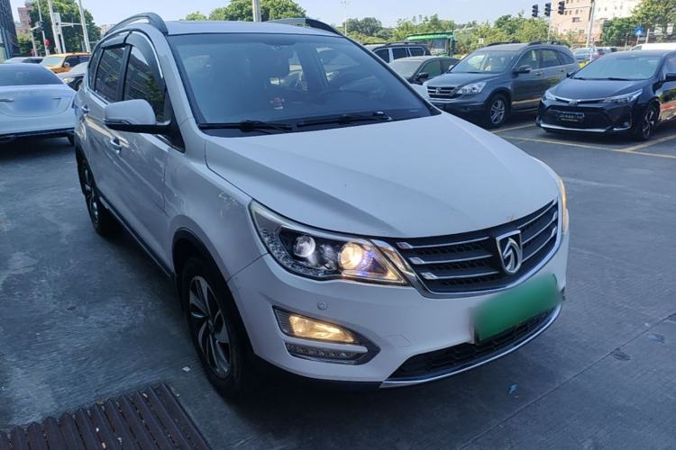 Used Baojun 560 2017 Rhythmic Edition 1.8L iAMT Prestige Model Exterior 1