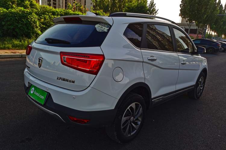 Used Baojun 560 2017 Rhythmic Edition 1.8L iAMT Prestige Model Exterior 3