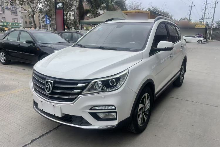 Used Baojun 560 2017 1.5T DCT Flagship Model Exterior 4