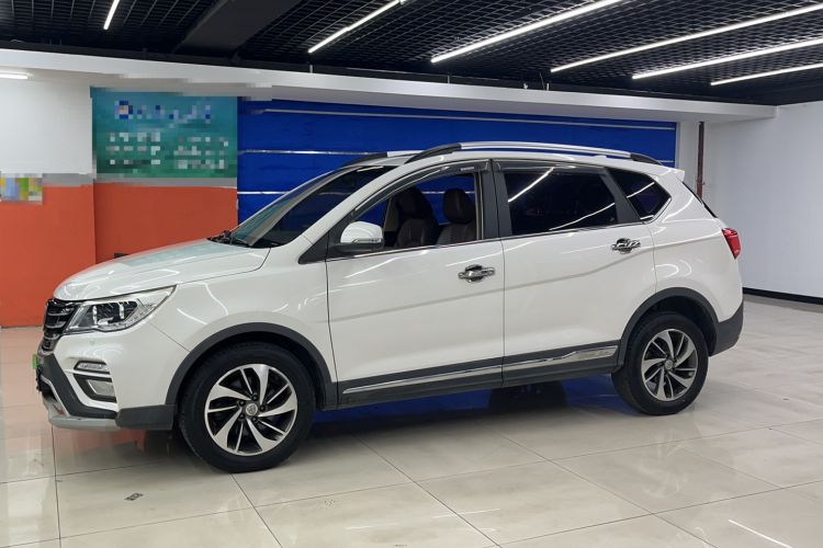 Used Baojun 560 2017 1.5T DCT Flagship Model Exterior 4
