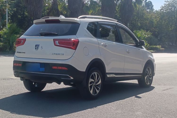 Used Baojun 560 2017 1.5T DCT Flagship Model Exterior 4