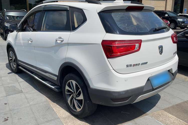 Used Baojun 560 2017 Rhythmic Edition 1.8L iAMT Prestige Model Exterior 5