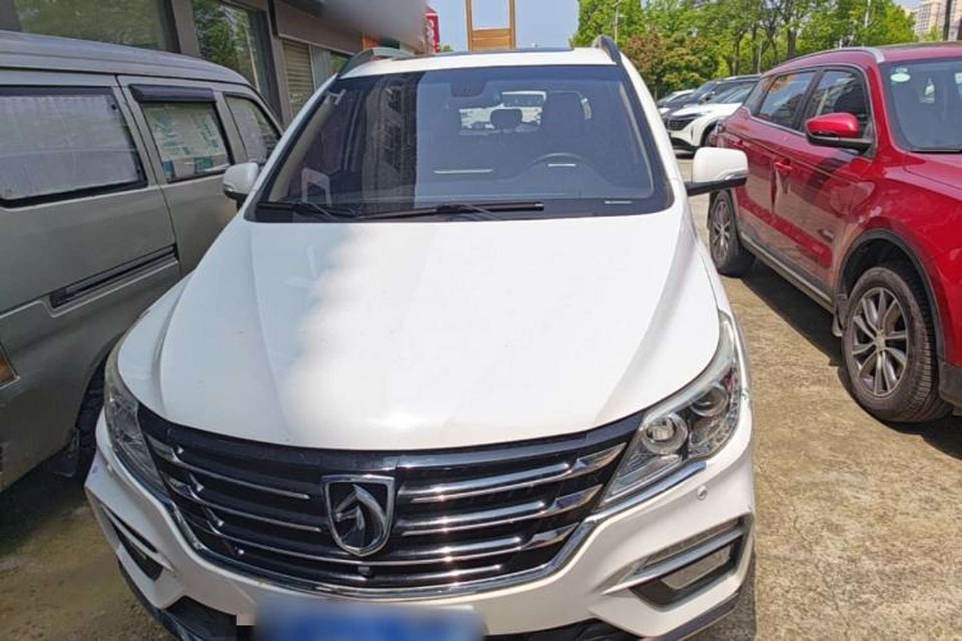 Used Baojun 560 2017 1.5T DCT Flagship Model 7 Seats Front