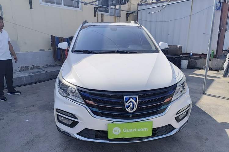 Used Baojun 560 2017 1.5T DCT Flagship Model 7 Seats Front