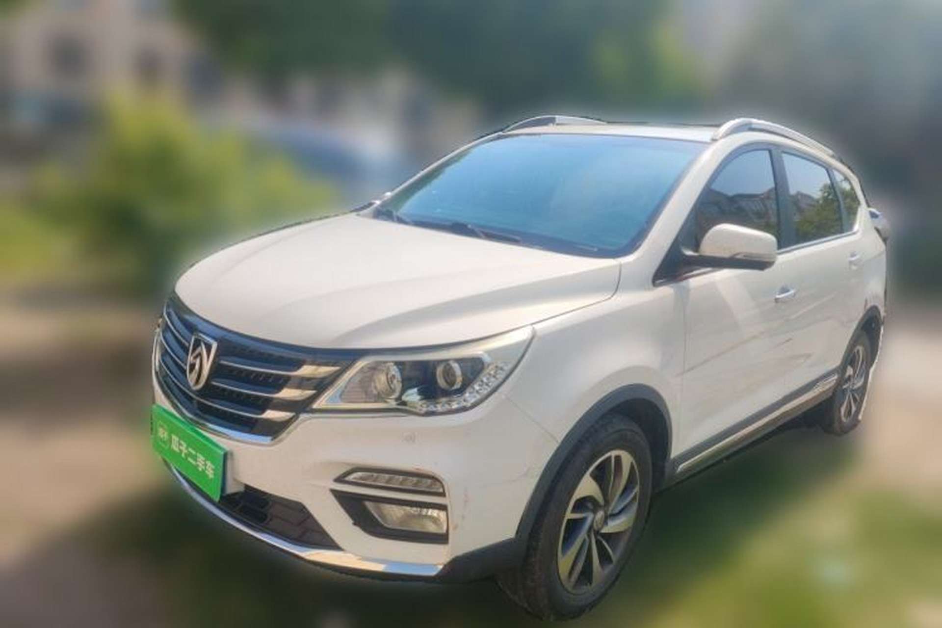 Used Baojun 560 2017 Rhythmic Edition 1.8L iAMT Prestige Model Front Left 45 Deg