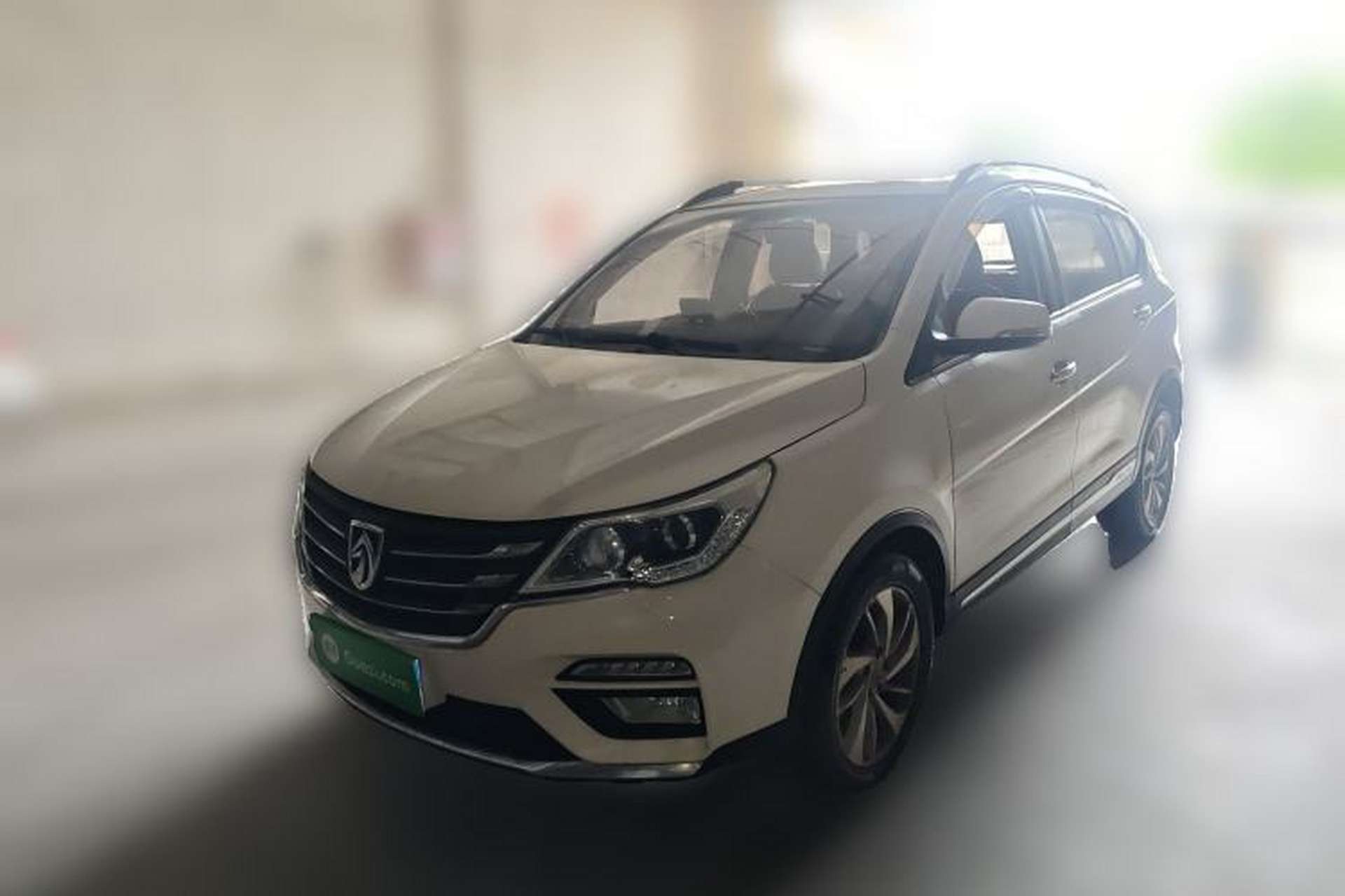 Used Baojun 560 2017 Rhythmic Edition 1.5T Manual Enjoyment Model Front Left 45 Deg
