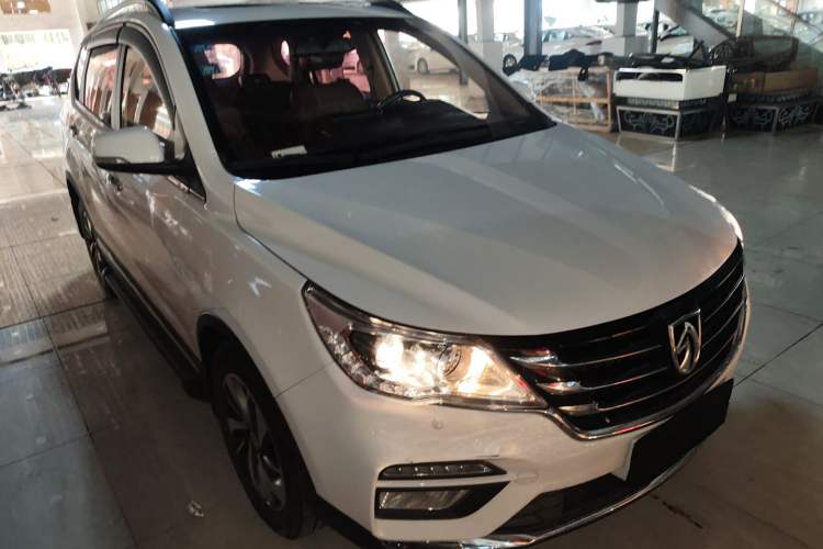 Used Baojun 560 2017 1.5T DCT Prestige Edition Front Right 45 Deg