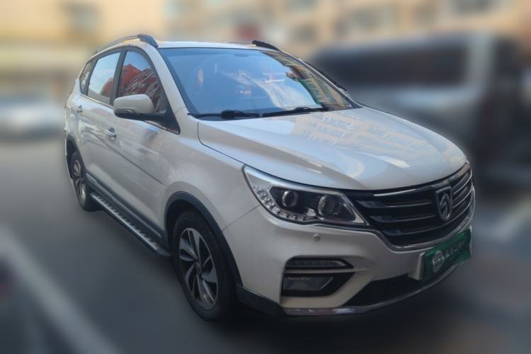 Used Baojun 560 2017 1.5T DCT Prestige Edition Front Right 45 Deg