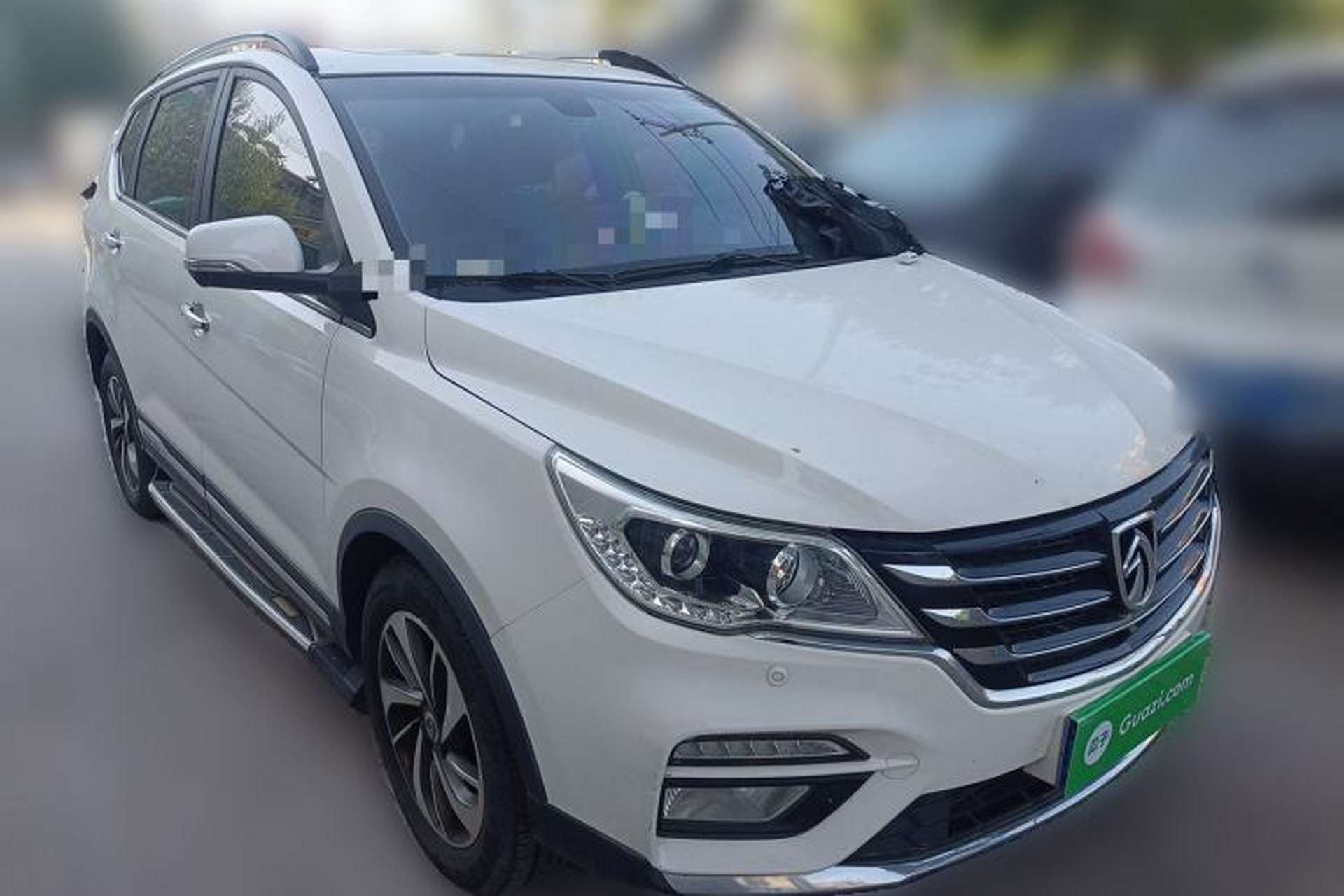 Used Baojun 560 2017 1.5T DCT Flagship Model 7 Seats Front Right 45 Deg