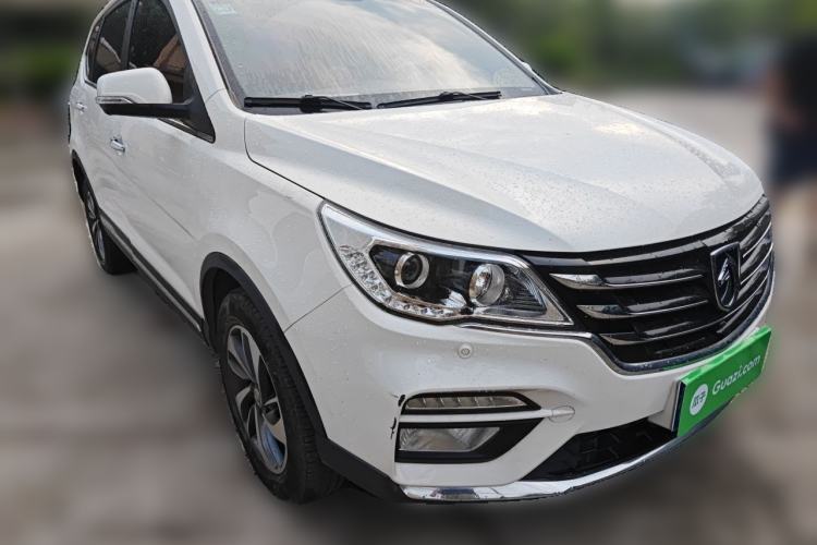 Used Baojun 560 2017 Rhythmic Edition 1.8L iAMT Prestige Model Front Right 45 Deg