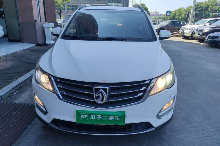 Used Baojun 560 2017 Rhythmic Edition 1.8L iAMT Prestige Model Front