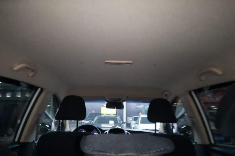 Used Baojun 560 2017 1.8L iAMT Comfort Model Headliner