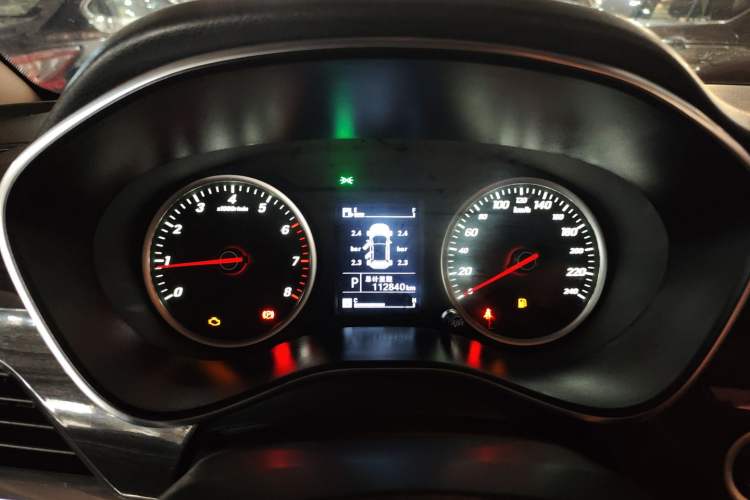 Used Baojun 560 2017 1.5T DCT Prestige Edition Instrument Cluster