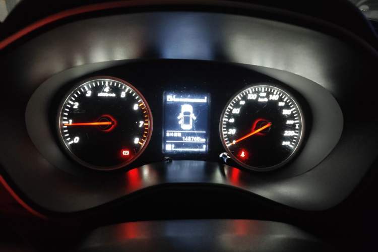 Used Baojun 560 2017 1.5T Manual Comfort Version 7 Seats Instrument Cluster