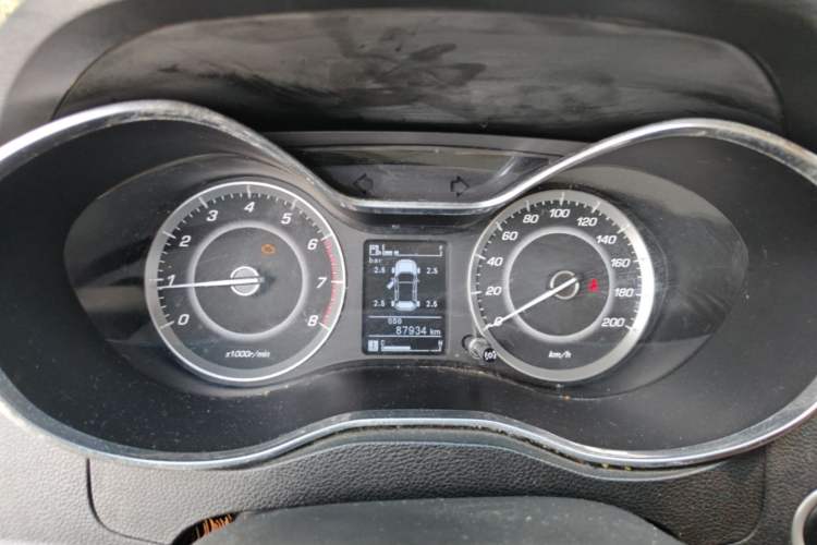 Used Baojun 560 2017 Rhythmic Edition 1.5T Manual Premium Model Instrument Cluster