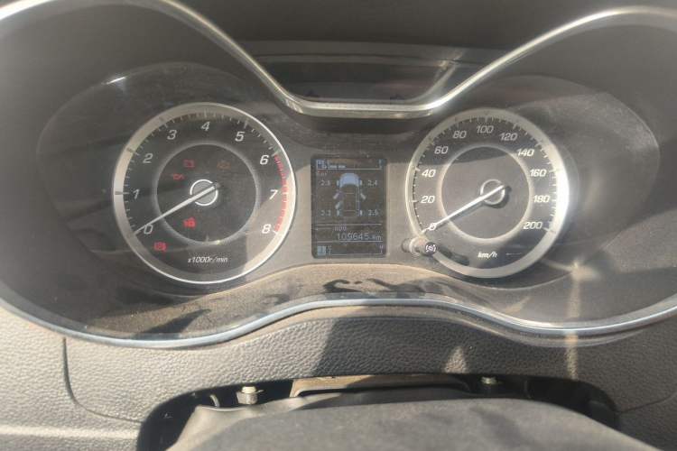 Used Baojun 560 2017 Rhythmic Edition 1.5T Manual Premium Model Instrument Cluster