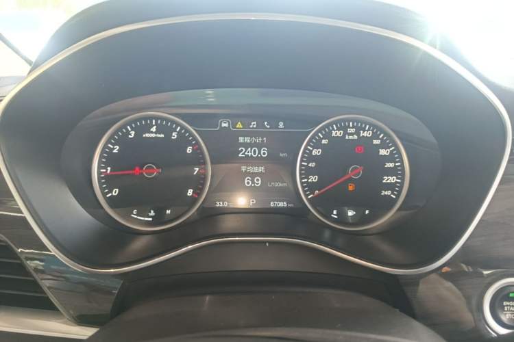 Used Baojun 560 2017 1.5T DCT Flagship Model Instrument Cluster