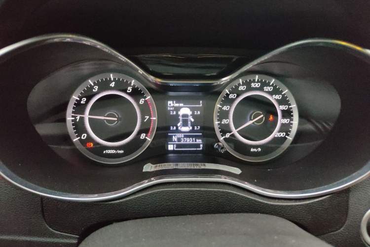 Used Baojun 560 2017 Rhythmic Edition 1.8L iAMT Prestige Model Instrument Cluster