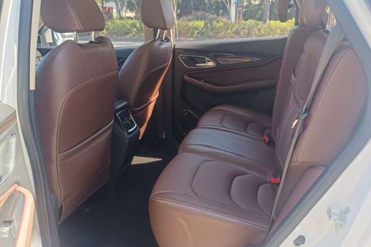 Used Baojun 560 2017 1.5T DCT Flagship Model Interior 3