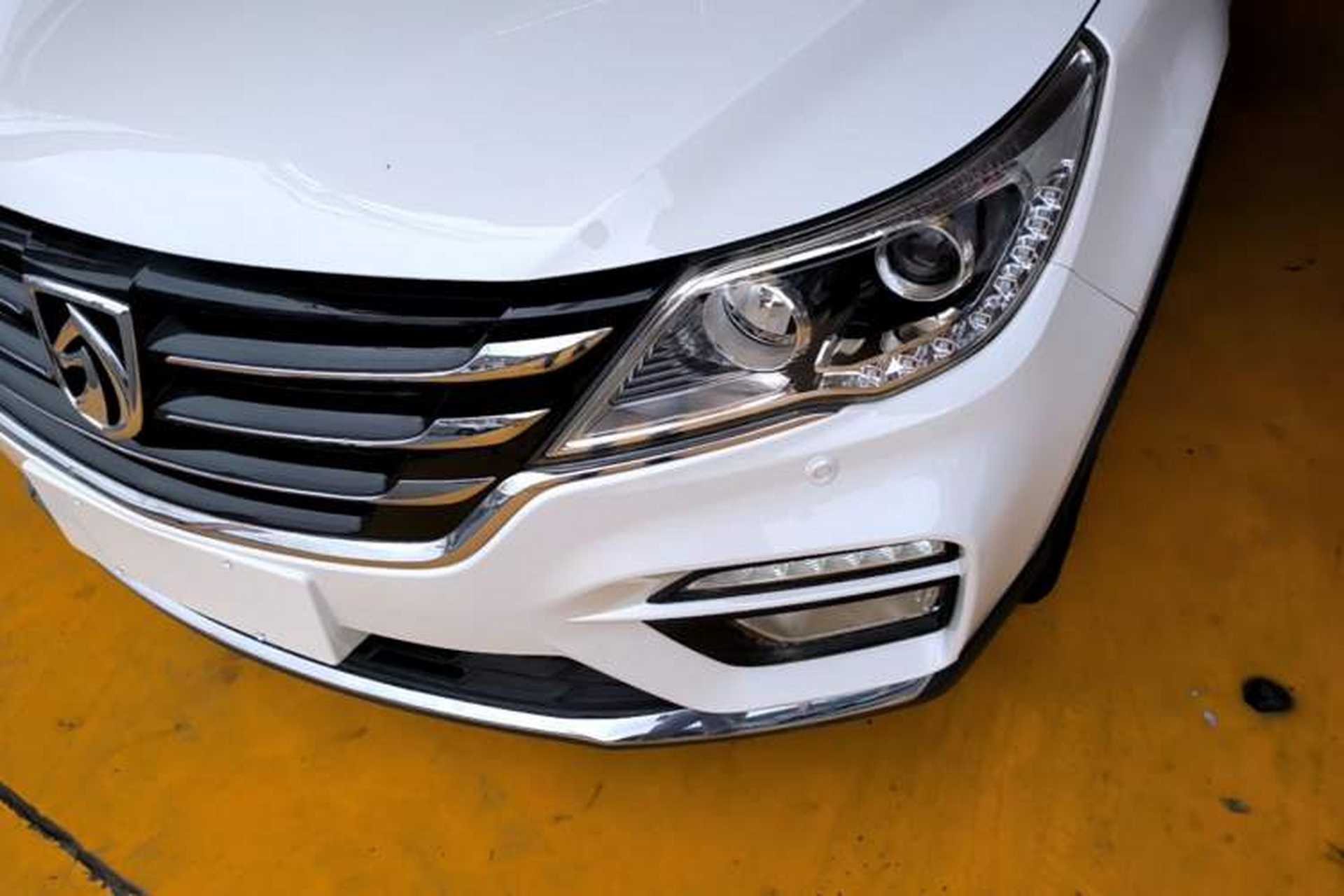 Used Baojun 560 2017 1.5T DCT Prestige Edition Left Front Headlight