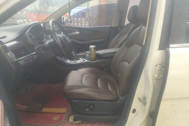 Used Baojun 560 2017 1.5T DCT Flagship Model 7 Seats Left Front Seat