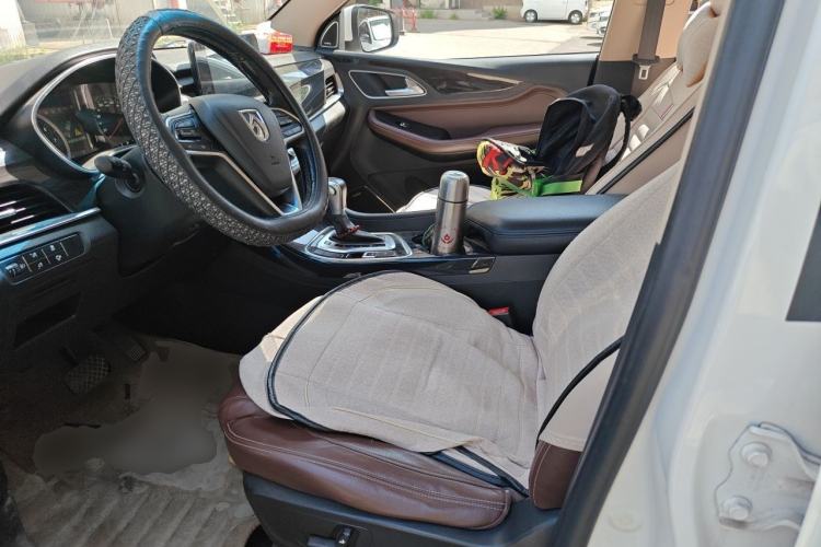 Used Baojun 560 2017 1.5T DCT Flagship Model Left Front Seat