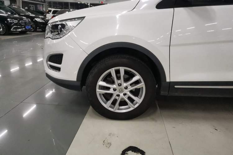Used Baojun 560 2017 1.8L iAMT Comfort Model Left Front Wheel Hub