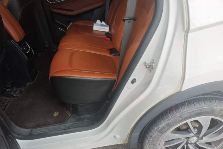 Used Baojun 560 2017 Rhythmic Edition 1.5T Manual Premium Model Left Rear Seat
