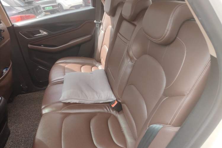 Used Baojun 560 2017 1.5T DCT Flagship Model Left Rear Seat