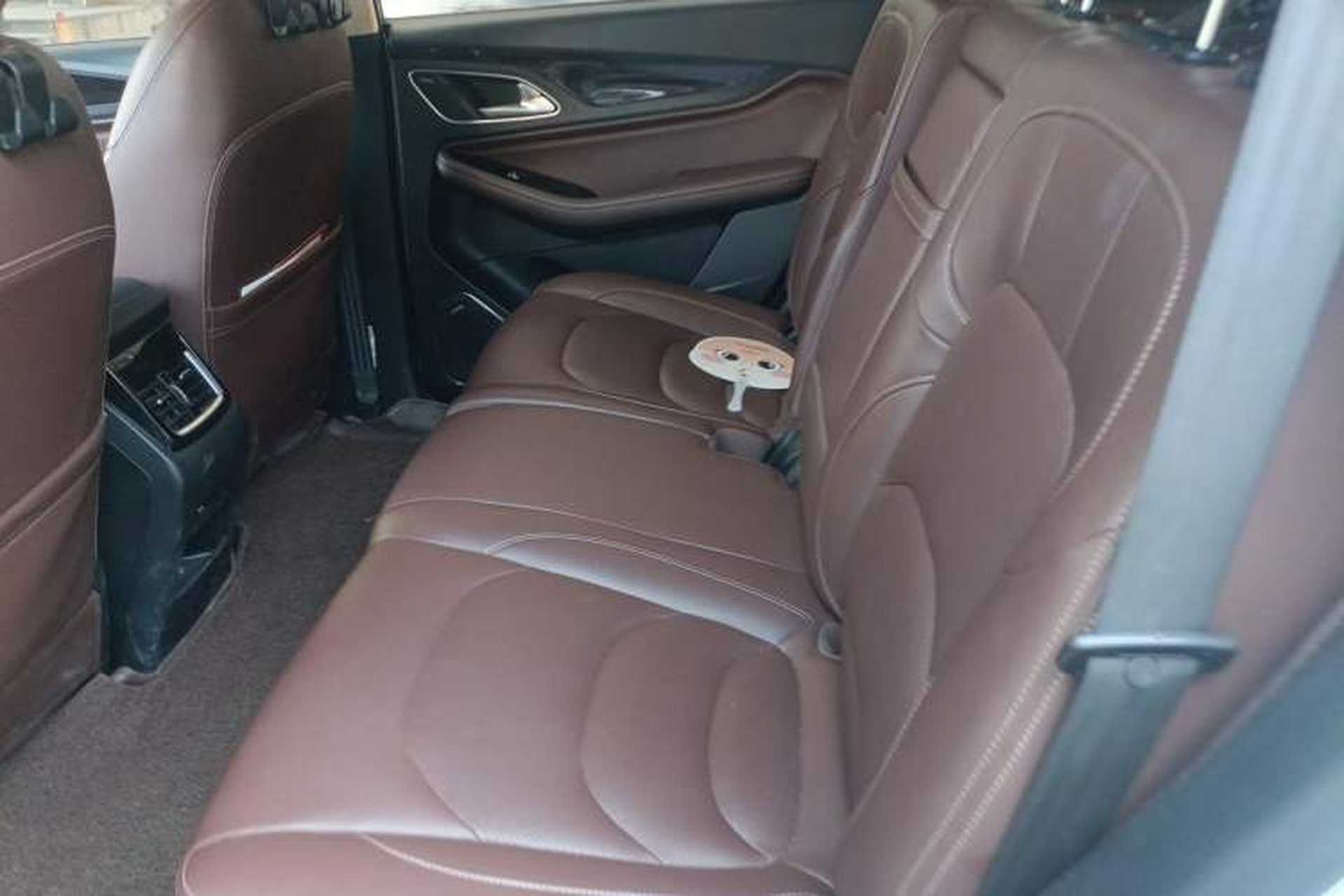 Used Baojun 560 2017 1.5T DCT Flagship Model 7 Seats Left Rear Seat