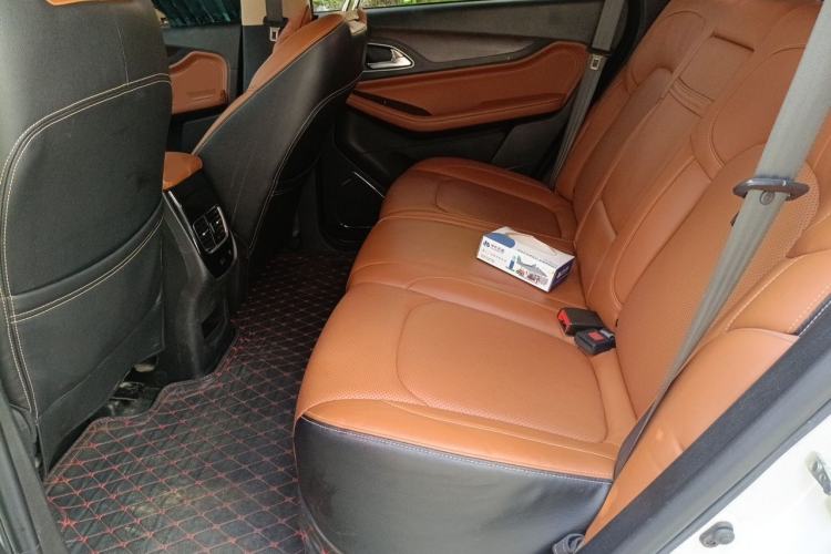 Used Baojun 560 2017 Rhythmic Edition 1.8L iAMT Prestige Model Left Rear Seat