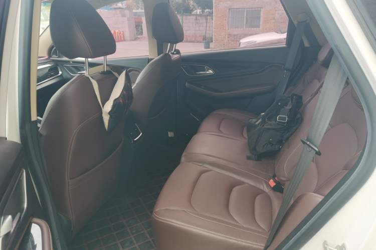 Used Baojun 560 2017 1.5T DCT Flagship Model Left Rear Seat