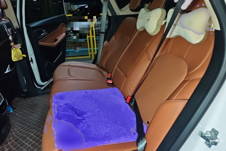 Used Baojun 560 2017 Rhythmic Edition 1.5T Manual Premium Model Left Rear Seat
