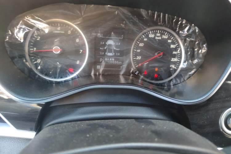 Used Baojun 560 2017 1.5T DCT Prestige Edition Odometer Close Up