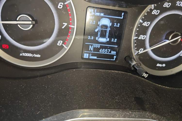 Used Baojun 560 2017 Rhythmic Edition 1.8L iAMT Prestige Model Odometer Close Up
