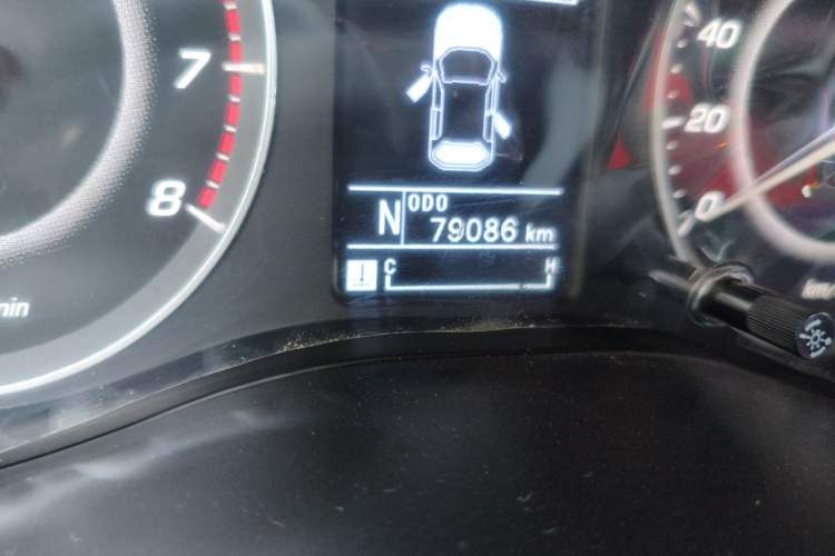 Used Baojun 560 2017 1.8L iAMT Comfort Model Odometer Close Up