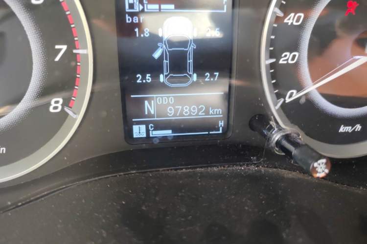 Used Baojun 560 2017 Rhythmic Edition 1.8L iAMT Prestige Model Odometer Close Up