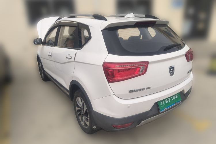 Used Baojun 560 2017 Rhythmic Edition 1.5T Manual Premium Model Rear Left 45 Deg