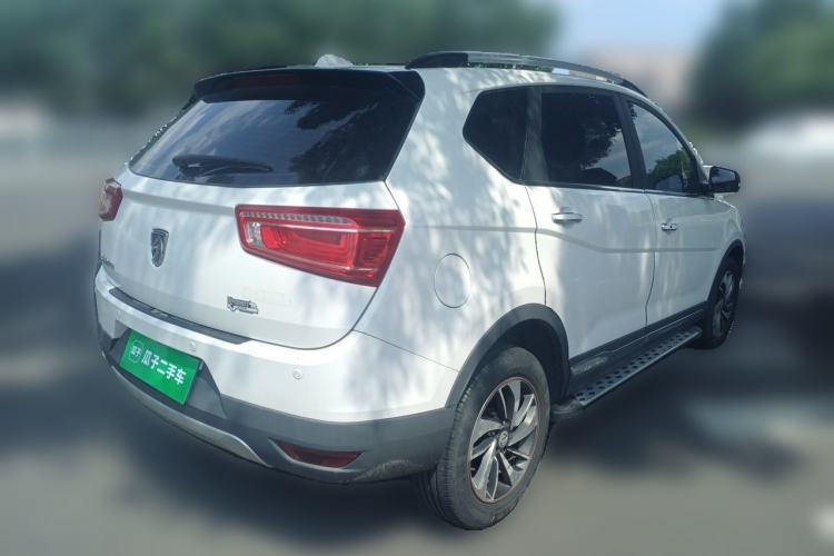 Used Baojun 560 2017 Rhythmic Edition 1.5T Manual Premium Model Rear Right 45 Deg