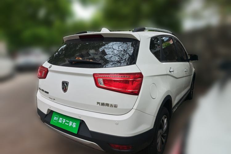 Used Baojun 560 2017 Rhythmic Edition 1.8L iAMT Prestige Model Rear Right 45 Deg