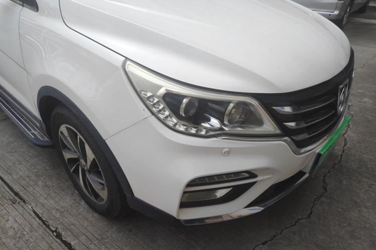 Used Baojun 560 2017 1.5T DCT Flagship Model Right Front Headlight