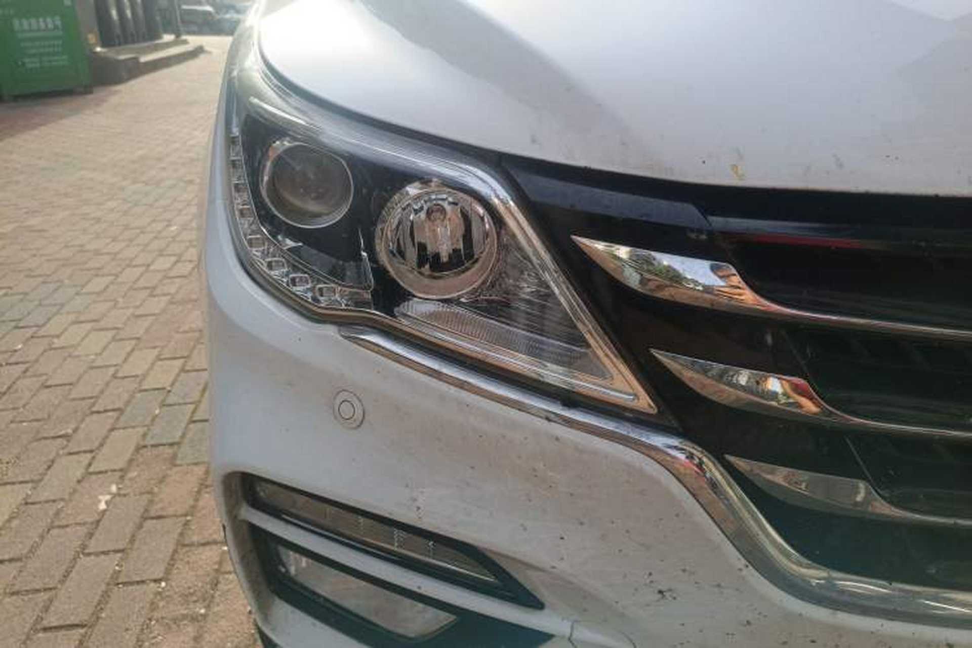 Used Baojun 560 2017 Rhythmic Edition 1.8L iAMT Prestige Model Right Front Headlight
