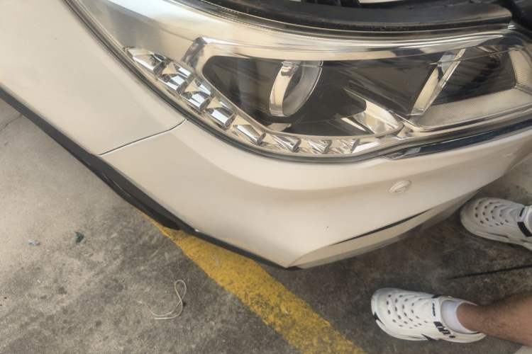 Used Baojun 560 2017 Rhythmic Edition 1.5T Manual Premium Model Right Front Headlight
