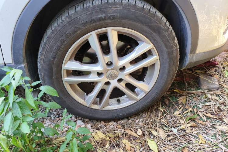 Used Baojun 560 2017 1.8L iAMT Comfort Model Right Front Wheel Hub