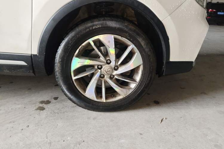 Used Baojun 560 2017 Rhythmic Edition 1.5T Manual Enjoyment Model Right Front Wheel Hub