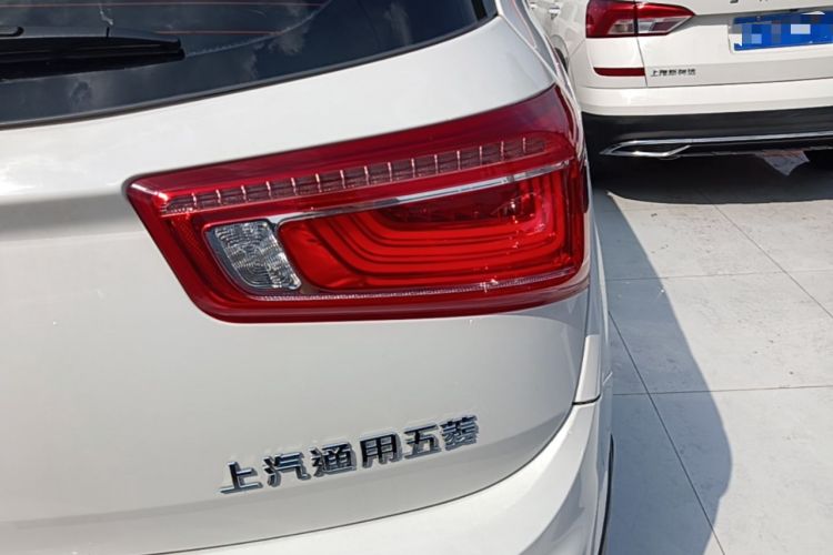 Used Baojun 560 2017 1.5T DCT Flagship Model 7 Seats Right Rear Taillight