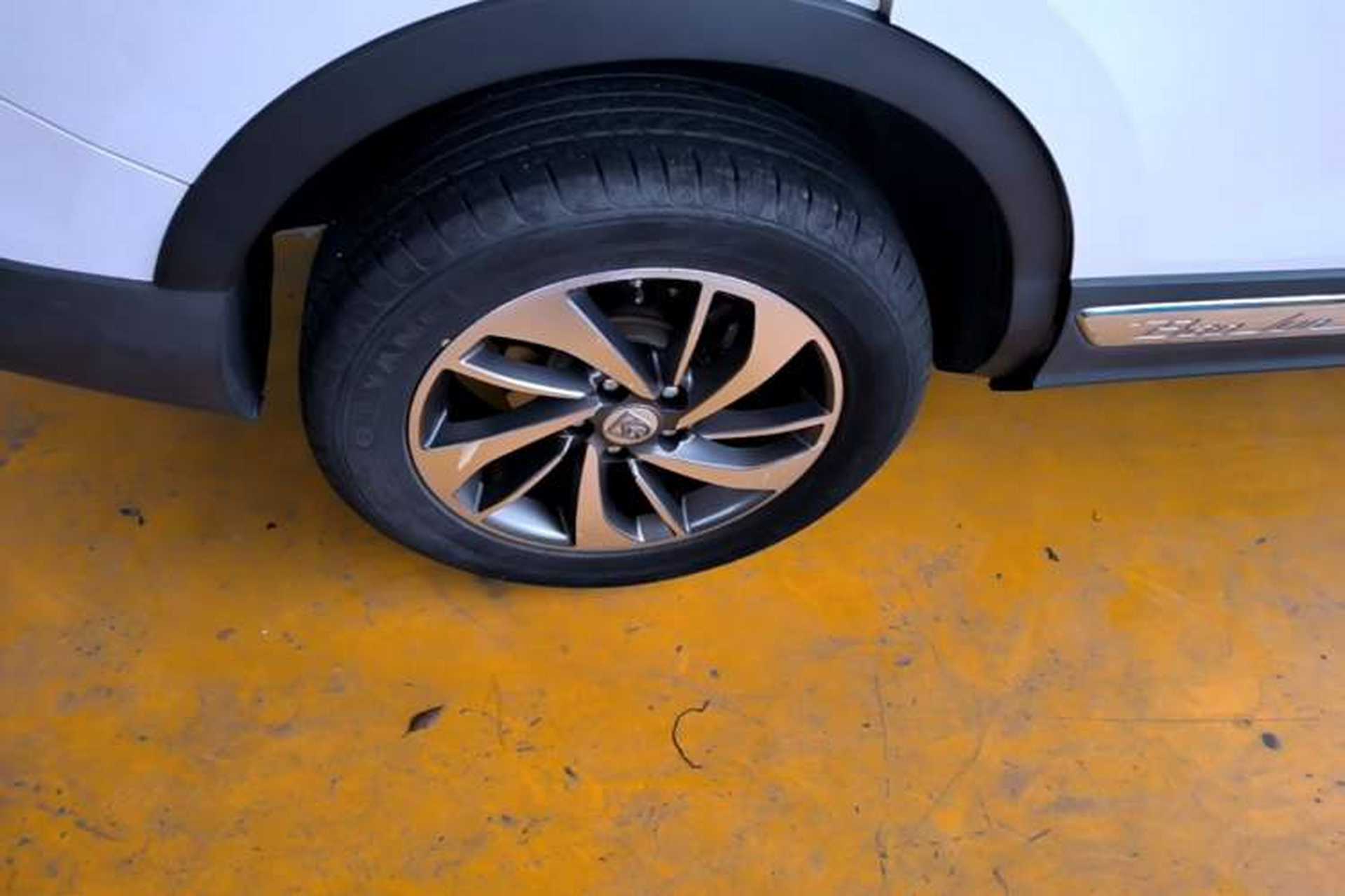 Used Baojun 560 2017 1.5T DCT Prestige Edition Right Rear Wheel Hub