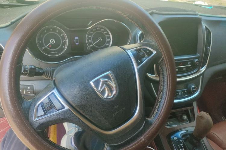 Used Baojun 560 2017 Rhythmic Edition 1.8L iAMT Prestige Model Steering Wheel