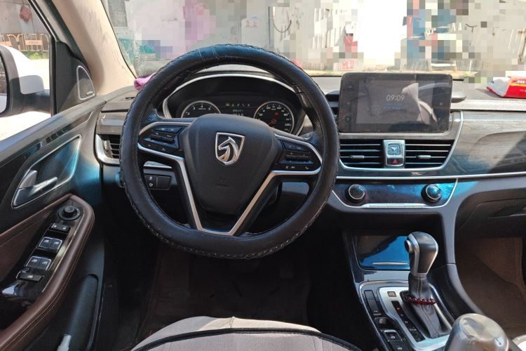 Used Baojun 560 2017 1.5T DCT Flagship Model Steering Wheel